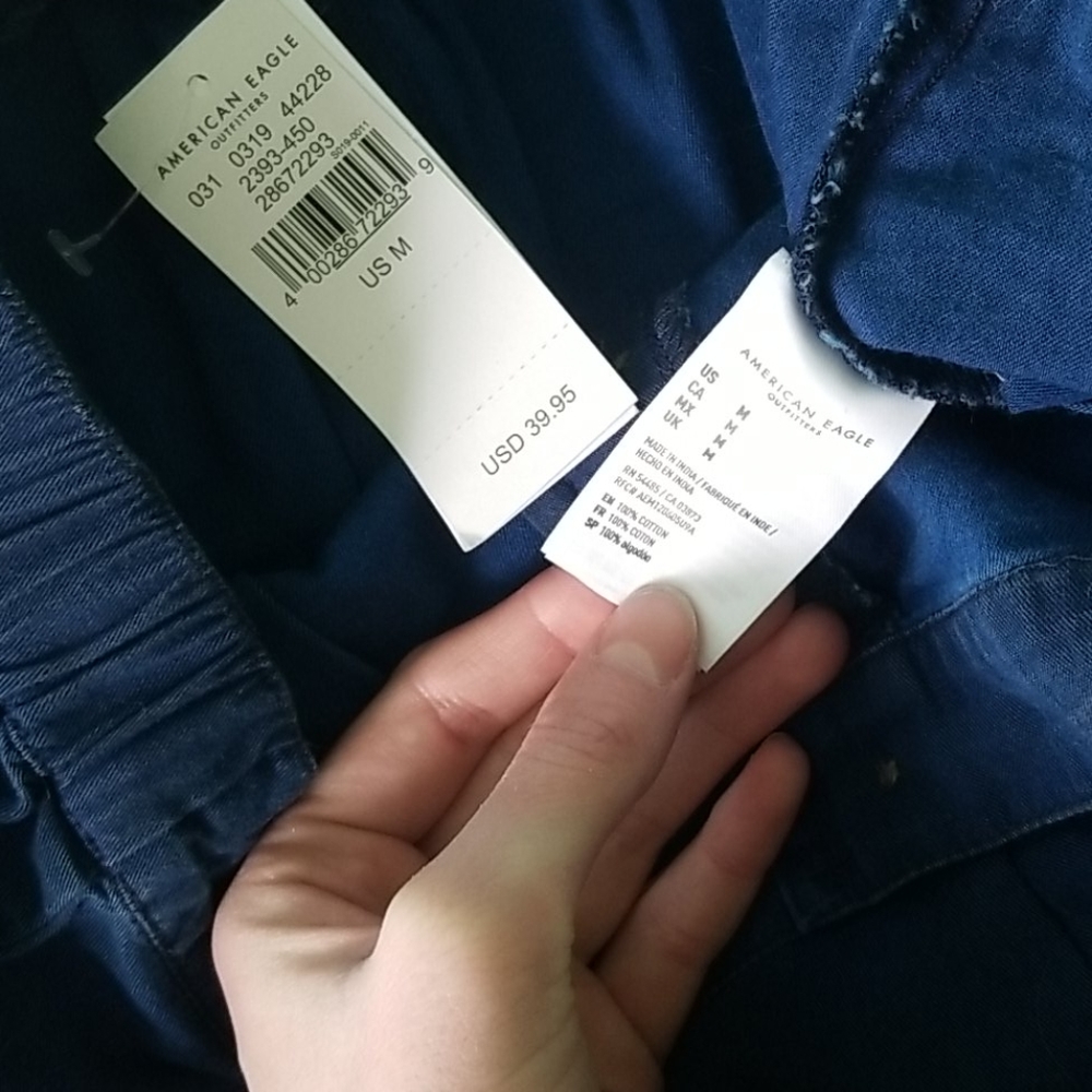 AE Pleated Button Front Short - Picture 6 of 6